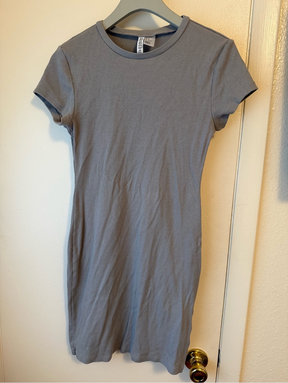 H & M Crewneck Ribbed T-Shirt Dress - Gray